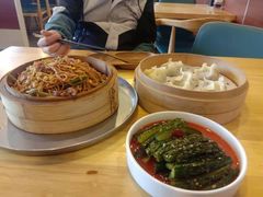 -小六汤包砂煲菜(文景路店)