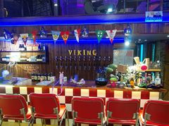 大堂-VIKING SALOON美式烟熏烤肉精酿餐酒吧