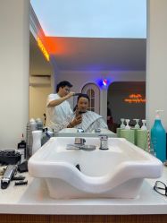 -理昂男士理发店 Barber shop