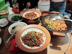 -聚鑫朋酸菜肥肠(九龙仓店)