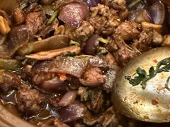 -胡须佬鸡煲四季火锅店(石厦西村直营店)