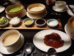 秦唐招牌焖炉烤鸭-北京王府井希尔顿酒店·秦唐中餐厅Chynna