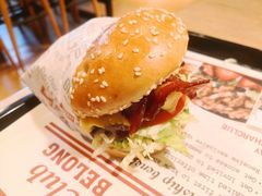 -The Habit Burger Grill 哈比特汉堡(复兴soho店)