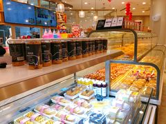 面包甜点陈列柜-面包新语(龙湖·西宸天街店)