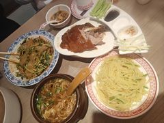 -满园烤鸭·春饼(太原街万达店)