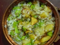 抚仙湖石锅鱼庄-姚记抚仙湖野生菌石锅鱼庄