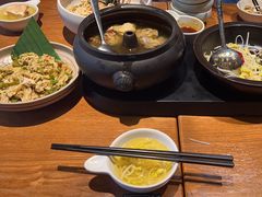 -云海肴·汽锅鸡·云南菜(天山百盛优客店)