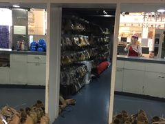 -冰纷万象滑冰场(深圳万象城店)