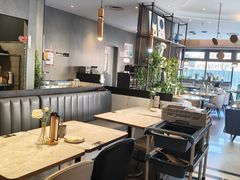 -必胜客(漕宝路店)