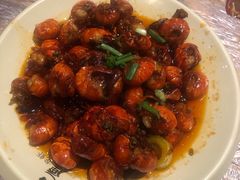 全味虾球-巴厘龙虾·榜首油焖大虾(音乐学院·沿江酒馆店)