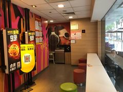 -麦当劳(新洲南路店)