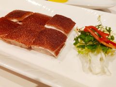 片皮乳猪件-龙景轩(香港四季酒店)