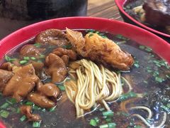 -小龙大肉面馆