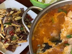 苗家酸汤鱼-苗湘食府(十年店)
