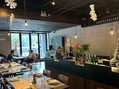 -Carbon莫卡哆·意大利复古集市餐厅(杭州大厦店)