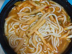 -柳州肥姨妈大骨螺蛳粉(沙河店)