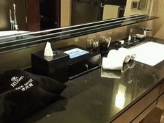 -广州天河希尔顿酒店