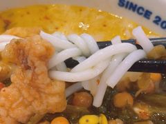 -阿香米线(余姚五彩城店)