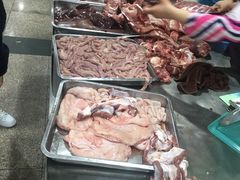 -标记美食新鲜猪杂(兴南大道店)