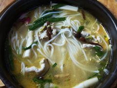-桥香园过桥米线(国贸店)