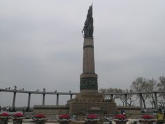 -人民防洪胜利纪念塔