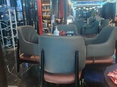 -屋有岛沉浸游戏旗舰店(中山公园店)