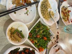 -中华风味湘菜馆