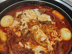 -三清洞摩西韩式年糕火锅(威高广场店)