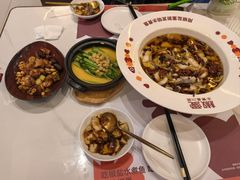-椒爱水煮鱼川菜(让胡路万达店)