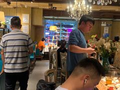 -领鲜活海鲜榴莲自助火锅(东门店)