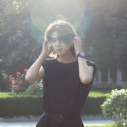 -丝语萱形象