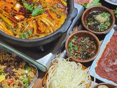 -黔有有贵州酸汤夺夺粉火锅(五味十字店)