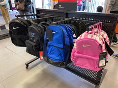 -NIKE北京马连道换季优惠店