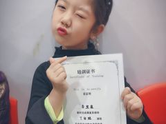 -潮童星少儿模特时尚中心(黄浦博荟广场店)