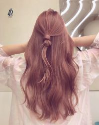 -FRIDAY星期五专业美发沙龙