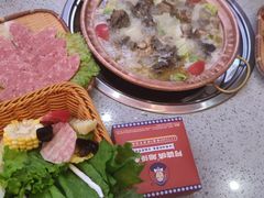 -阿婆情腊排骨火锅(金虹路店)