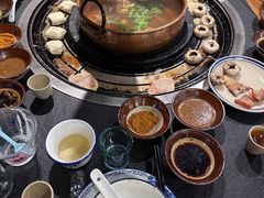 -阿山卓·野生菌火锅·纳西火塘烤肉