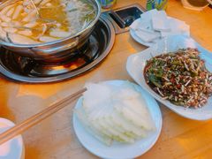 凉拌花生-王记贵阳第一家鱿鱼炖土鸡(东新分店)