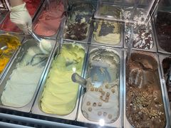 -VENCHI 闻绮(上海佛罗伦萨小镇店)