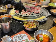-GOGIYA·咕叽吖韩国传统烤肉店(东方新天地店)