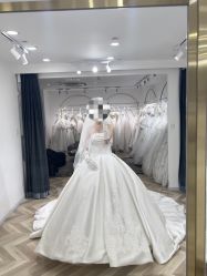 -予白婚纱礼服馆
