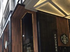 -星巴克臻选(广州高德置地秋广场店)