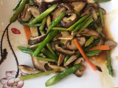 -洁神饭庄·海鲜·青岛菜·30年老字号(五四广场店)