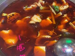 -蛙一刀·麻椒鱼火锅(金仙桥店)