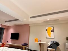 -泊雅酒店公寓(广州琶洲磨碟沙地铁站店)