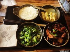 -俏湘私房菜(国贸店)