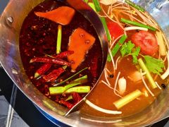 -由衷贵州酸汤牛肉火锅(新桥店)