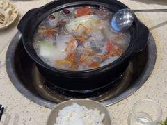 -九寨沟特色牦牛肉汤锅