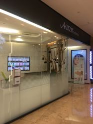 -AKOZO Beauty Salon