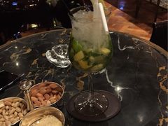 -记者俱乐部酒吧(北京瑞吉酒店)